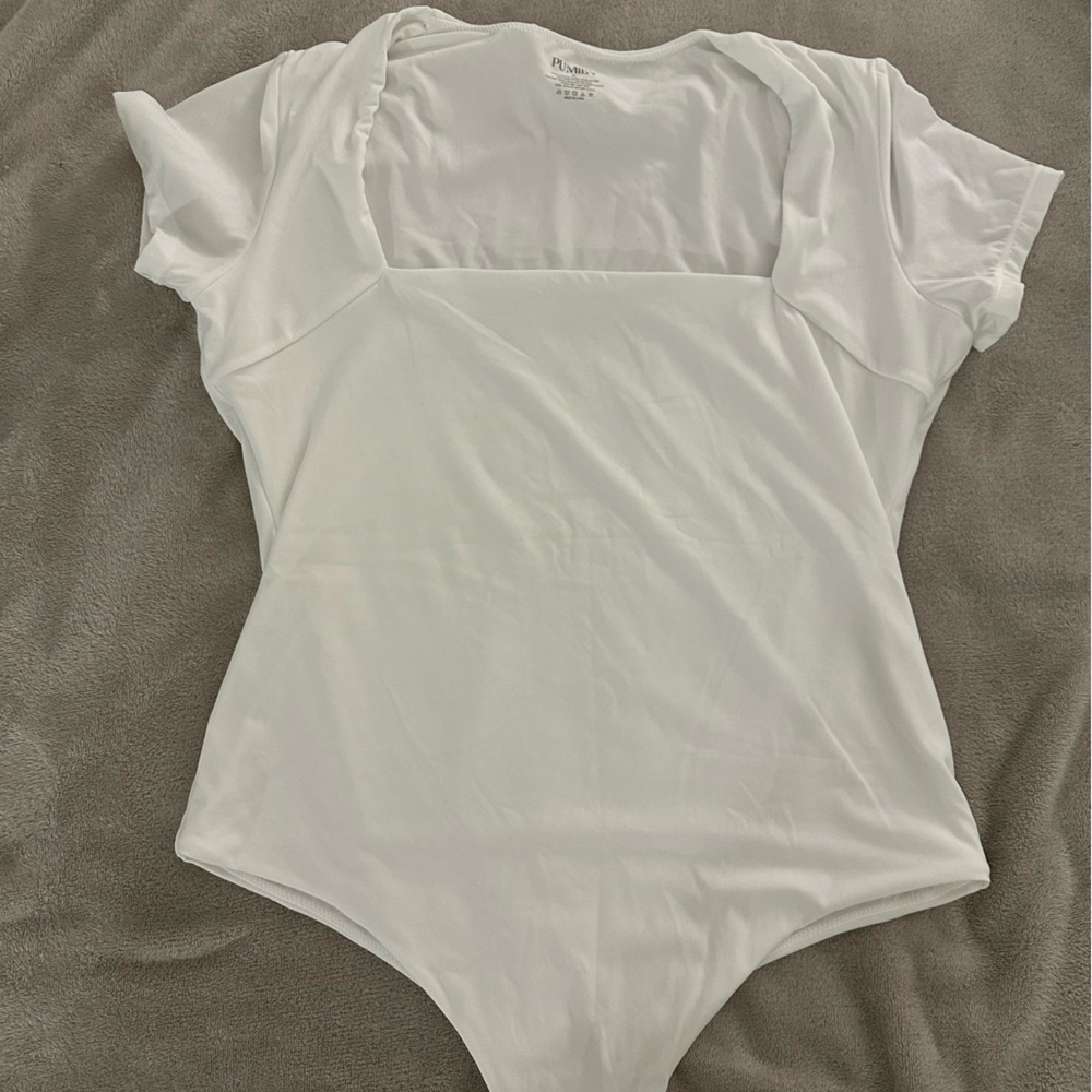 PUMIEY White Short Sleeve Bodysuit-SIZE XL